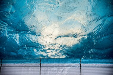 Thermalwasser Detailansicht | © Alpentherme Gastein/Caputo