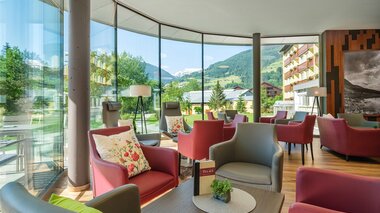 Hotel Palace Lounge mit Blick in den Garten | © Hotel Palace
